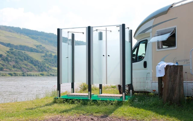 Breuer Exo Set Gartendusche / Outdoordusche Geschlossen Mit Pendeltür Weiß â Bild 5